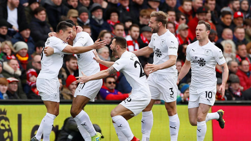 出征仪式的 出征仪式的